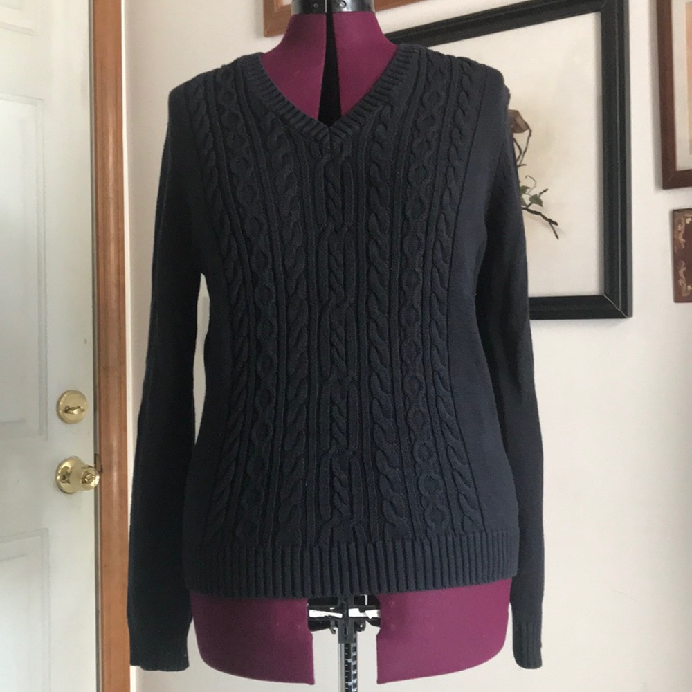 IZOD Black Sweater